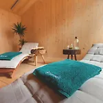 Rezort Bukubaki Eco Surf 4*