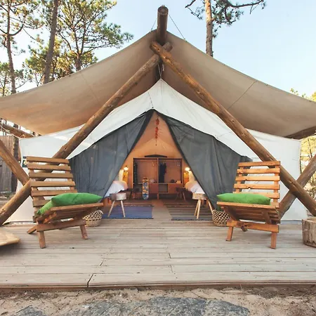 Bukubaki Eco Surf Resort