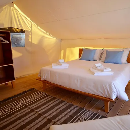 Resort Bukubaki Eco Surf 4*