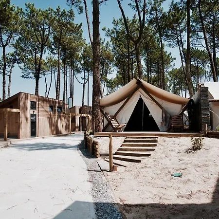 Bukubaki Eco Surf Курортный комплекс 4*