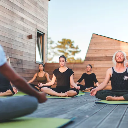 Bukubaki Eco Surf Курортный комплекс 4*