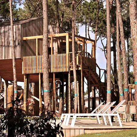 Bukubaki Eco Surf Resort