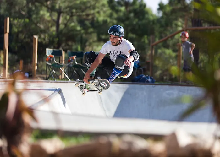 Bukubaki Eco Surf 度假村 费雷尔